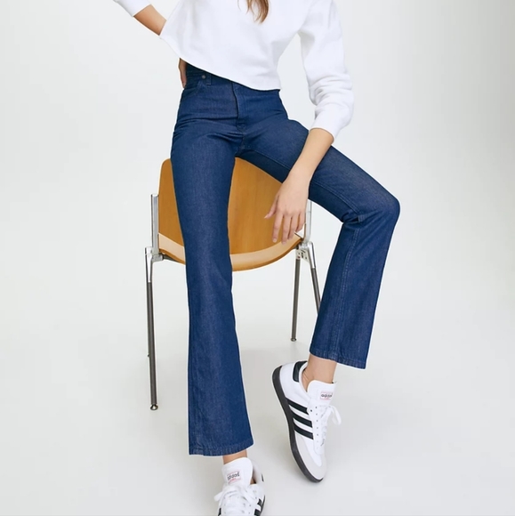 Levi's 70s High Straight Jean - Picture 2 of 9